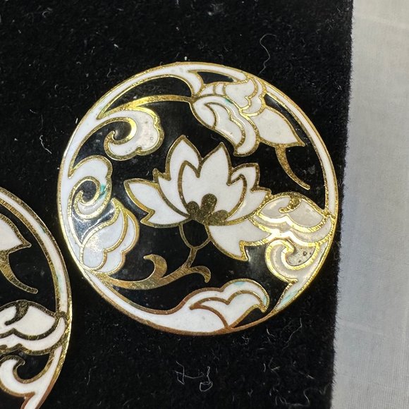 Vintage Cloisonne White, Black, and Gold Lotus Round Earrings - Picture 7 of 9